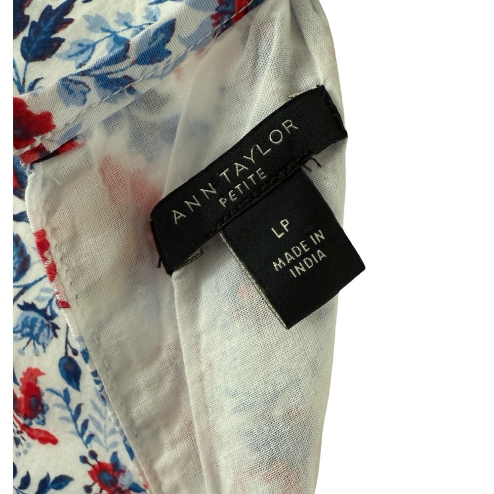 Vintage Ann Taylor Dress with Blue and Red Floral Pattern - Picture 4 of 5